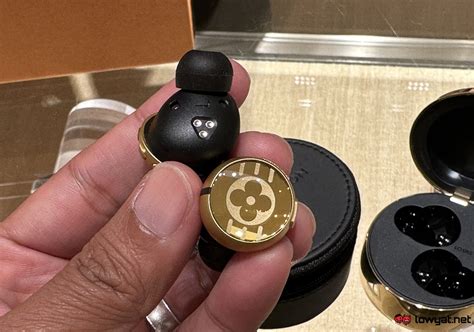 lv connected horizon earphones|louis vuitton horizon earbuds.